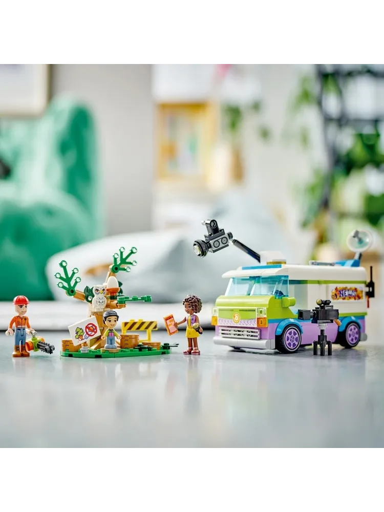 Конструктор LEGO Фургон редакции новостей, деталей 446 шт - фото 7