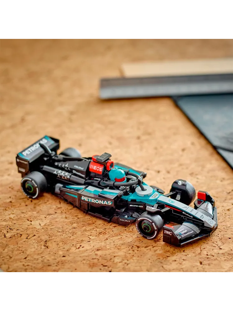 Конструктор LEGO Гоночный автомобиль Mercedes-AMG F1 W15, деталей 267 шт - фото 8