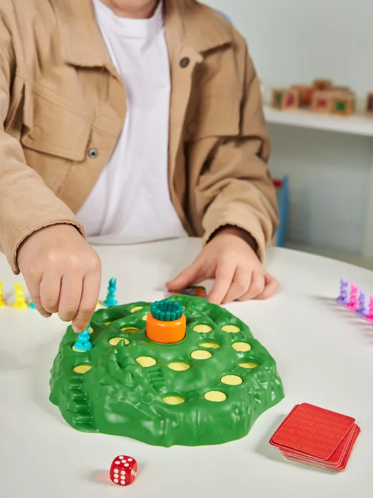 Настольная игра Десятое Королевство Погоня за морковкой - фото 3