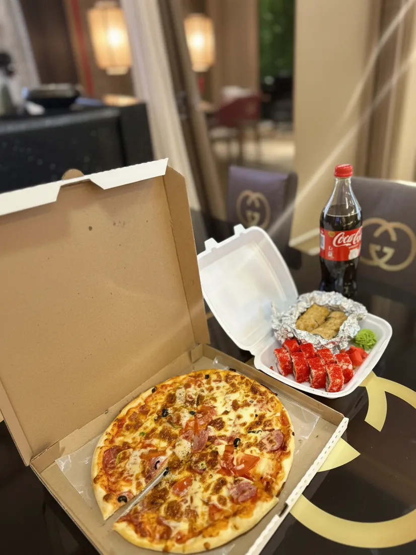 Комбо №6 (16шт)+ Cola1L+ Pizza-Peperonni от JaDi