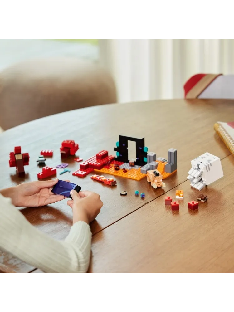 Конструктор LEGO Засада у Нижнего портала Minecraft, деталей 352 шт - фото 6