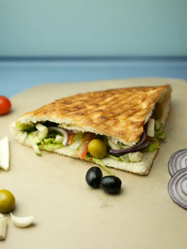 Донер немецкий в лепёшке Греческий от Top Doner